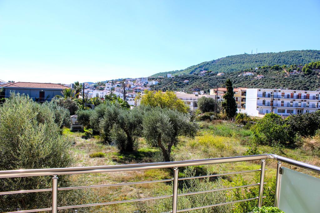 Mariza'S Guest House Skiathos Town Exterior photo