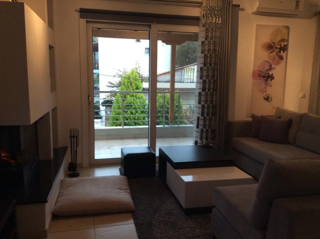 Mariza'S Guest House Skiathos Town Exterior photo